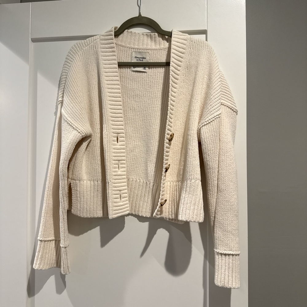 Abercrombie & Fitch Cream Cardigan Sweater